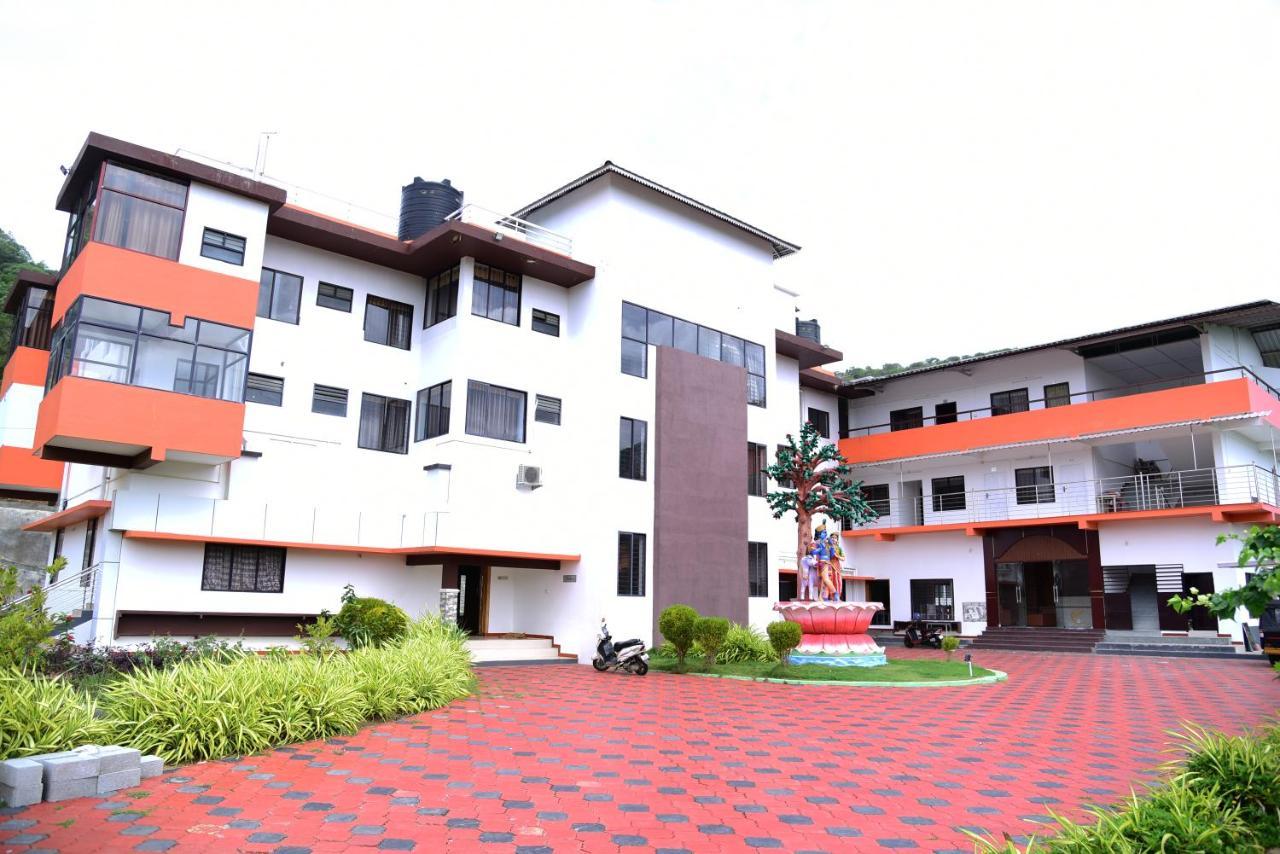 Nirvana Holistic Living Varagampadi Exterior foto